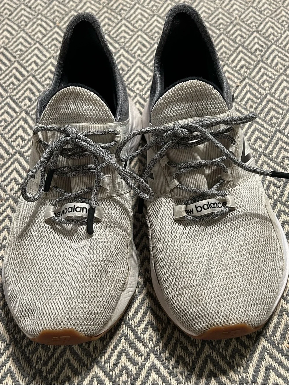 New Balance Fresh Foam Roav Light Grey Mesh Athletic Sneakers Grey Laces